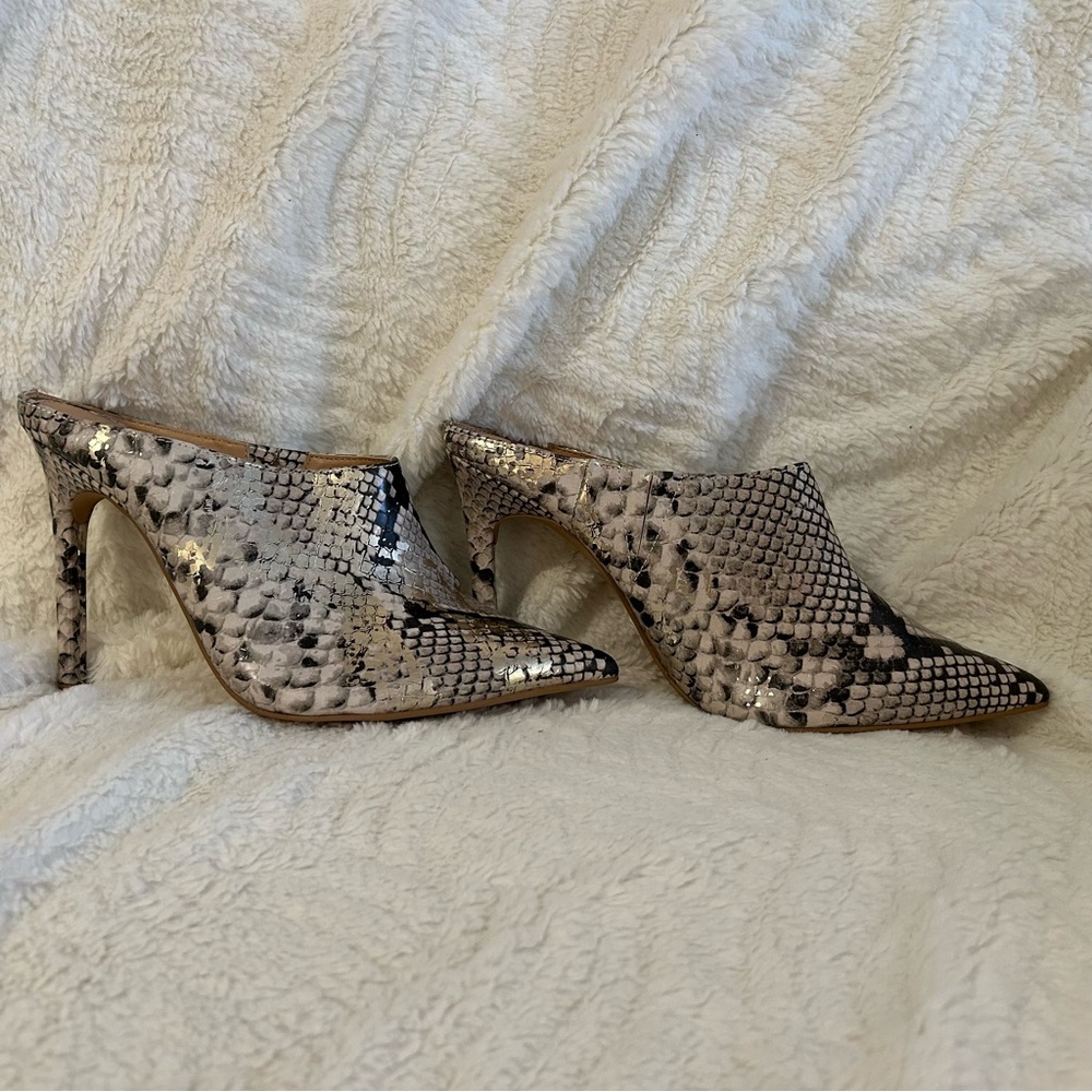 Women's Snakeskin High Heel Mules, size 7 (SH02) - Picture 2 of 5